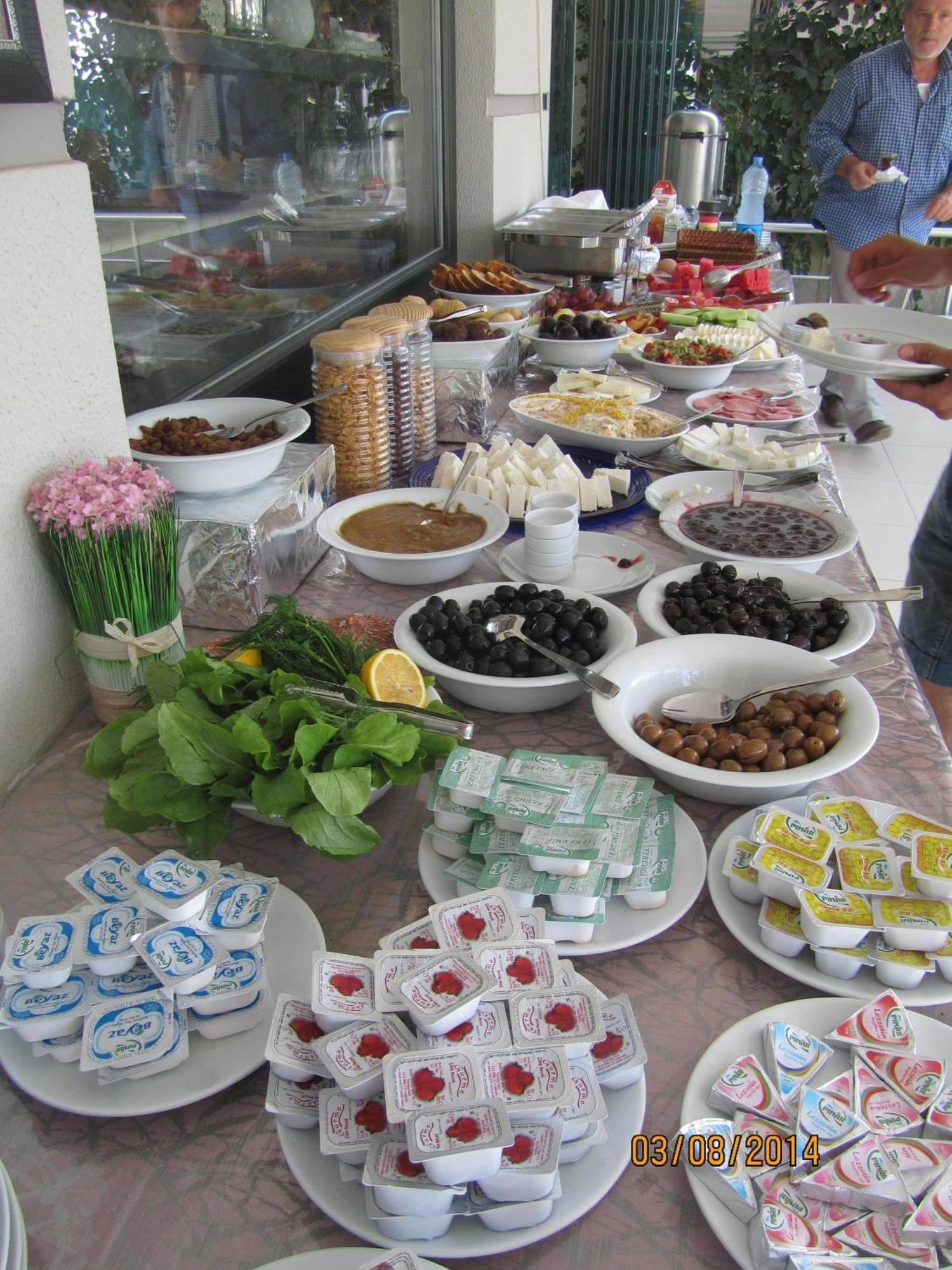 Marina Hotel Tasucu Екстериор снимка