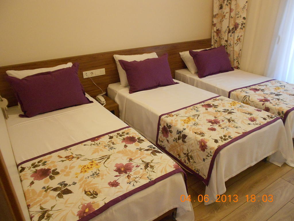 Marina Hotel Tasucu Стая снимка