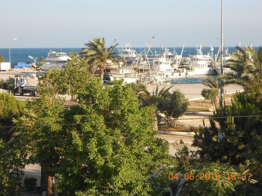Marina Hotel Tasucu Екстериор снимка